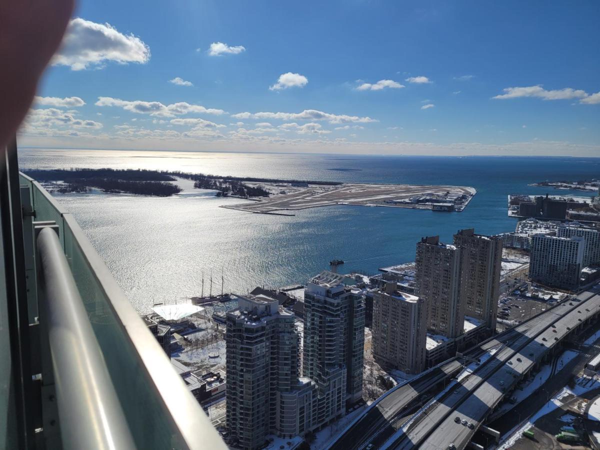 Two BD CN Tower&Lake Ontario View Toronto Exterior foto